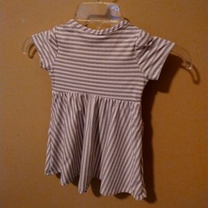Emma & Elsa toddler dress 2T gray & white striped, short sleeves, pockets